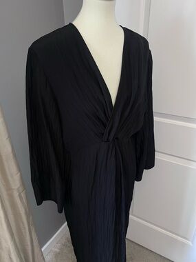 H&M Black Twist-Front V-Neck Dress